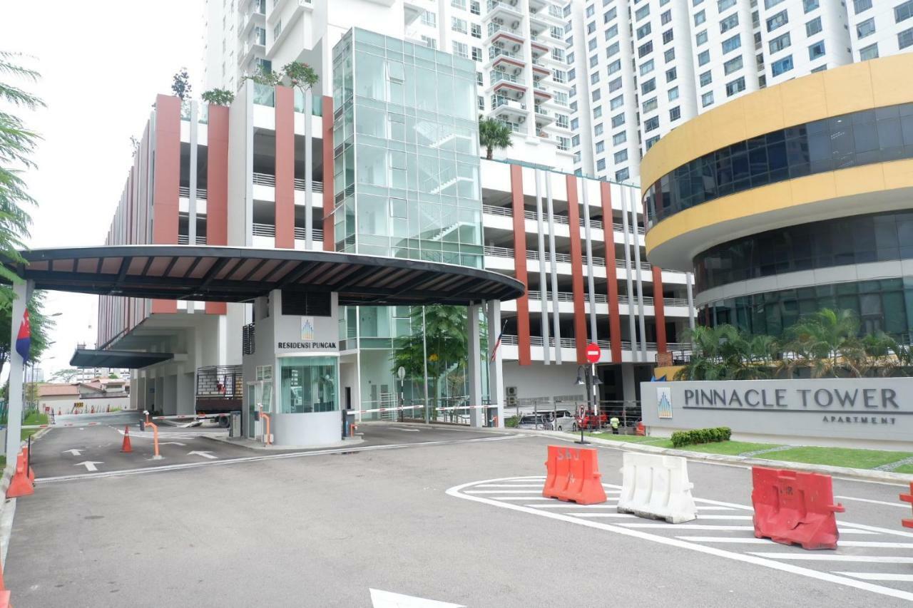 The Pinnacle Tower ยะโฮร์บาห์รู ภายนอก รูปภาพ