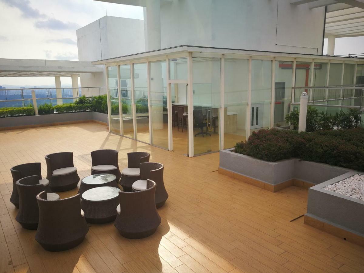 The Pinnacle Tower ยะโฮร์บาห์รู ภายนอก รูปภาพ