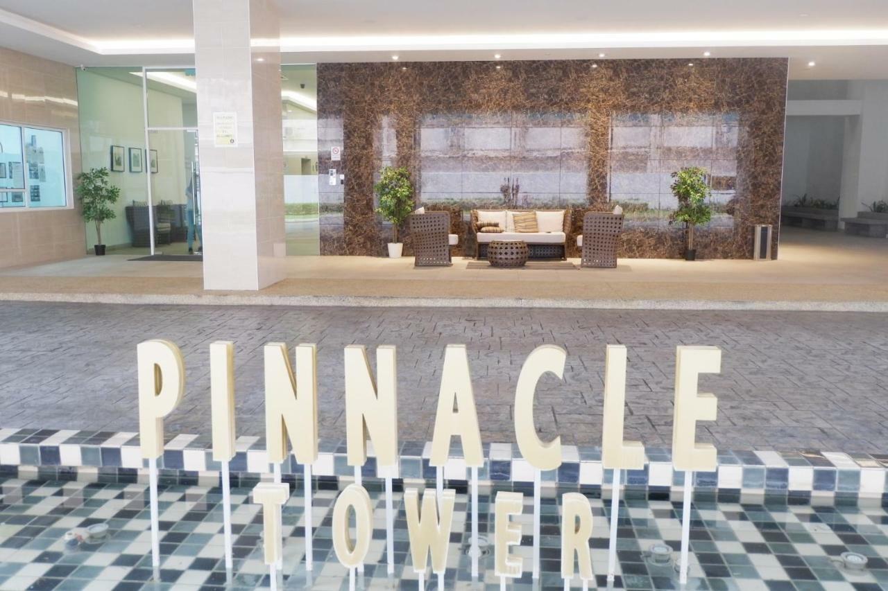 The Pinnacle Tower ยะโฮร์บาห์รู ภายนอก รูปภาพ